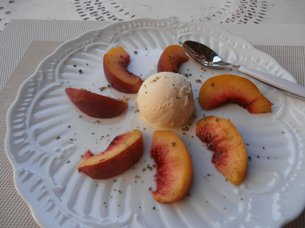 Le Seminaire Bed & Breakfast Roussas ภายนอก รูปภาพ